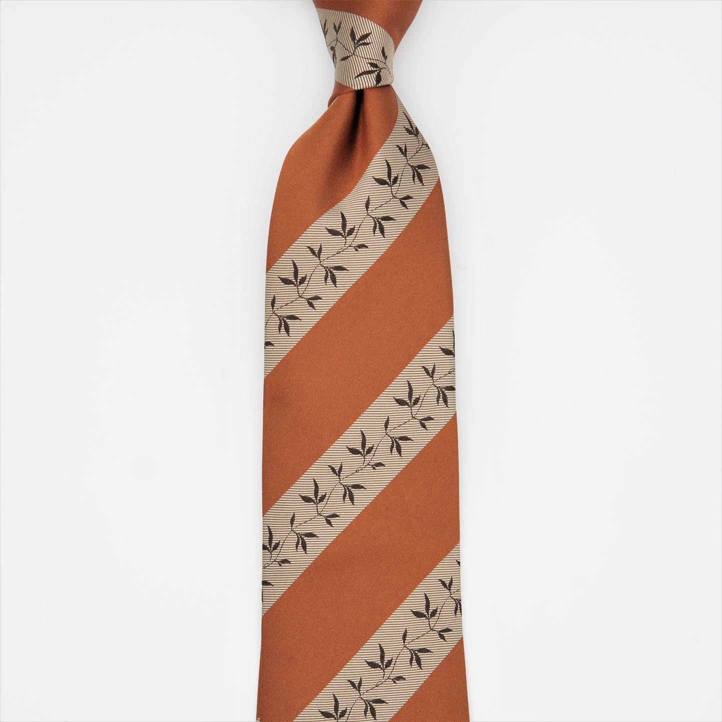 NEW!! LEONARDO STRIPE6 NECKTIE