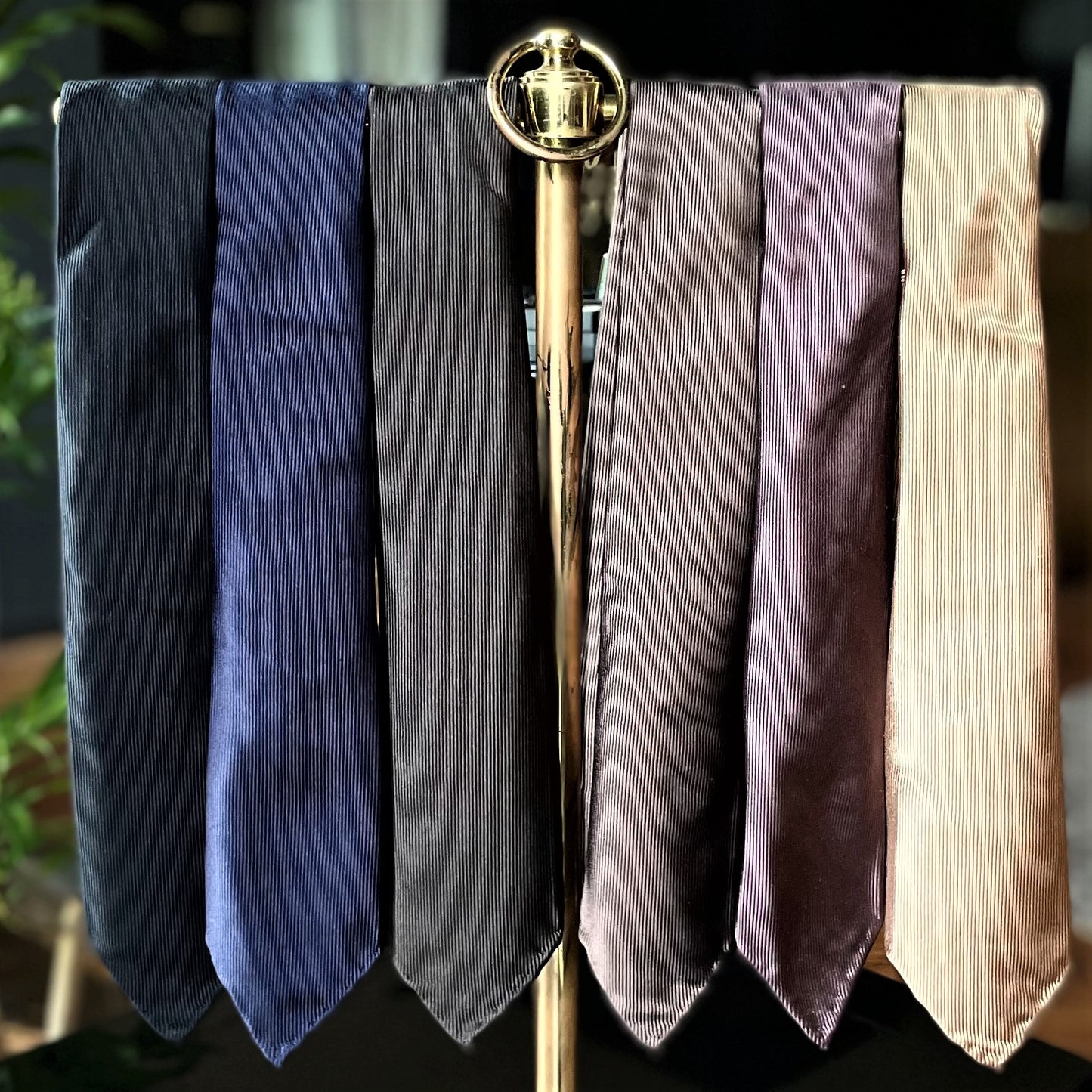 TIEYOURTIE SOLID SAGLIA PIU SETTEPIEGHE NECKTIE