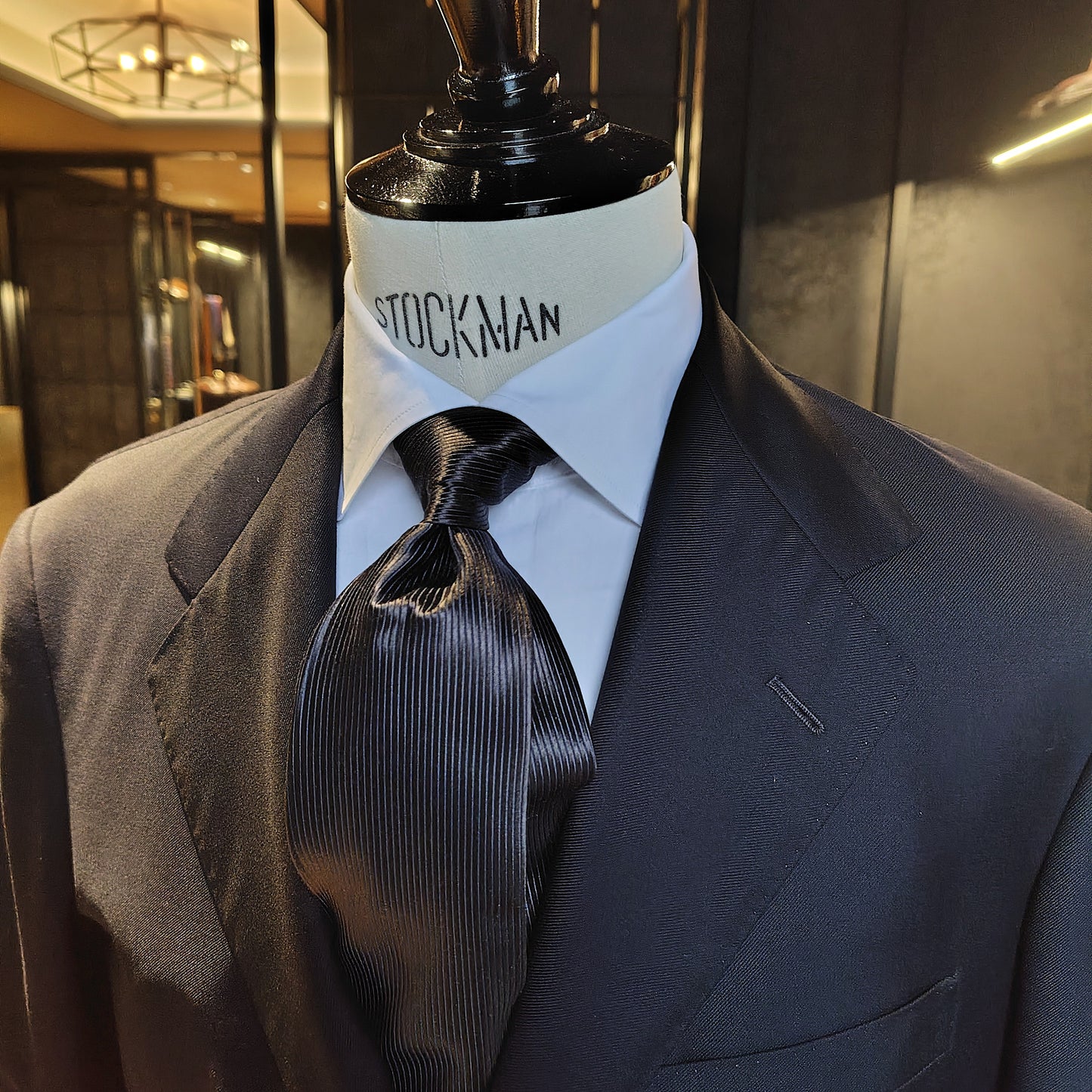NEW ARRIVAL//TIEYOURTIE SOLID SAGLIA SETTEPIEGHE