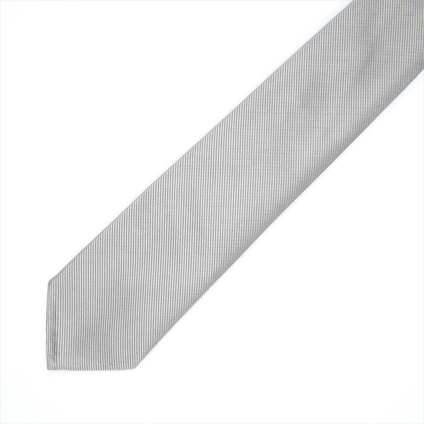 NEW ARRIVAL// TIEYOURTIE MOGADOR SOLID SETTEPIEGHE TIE