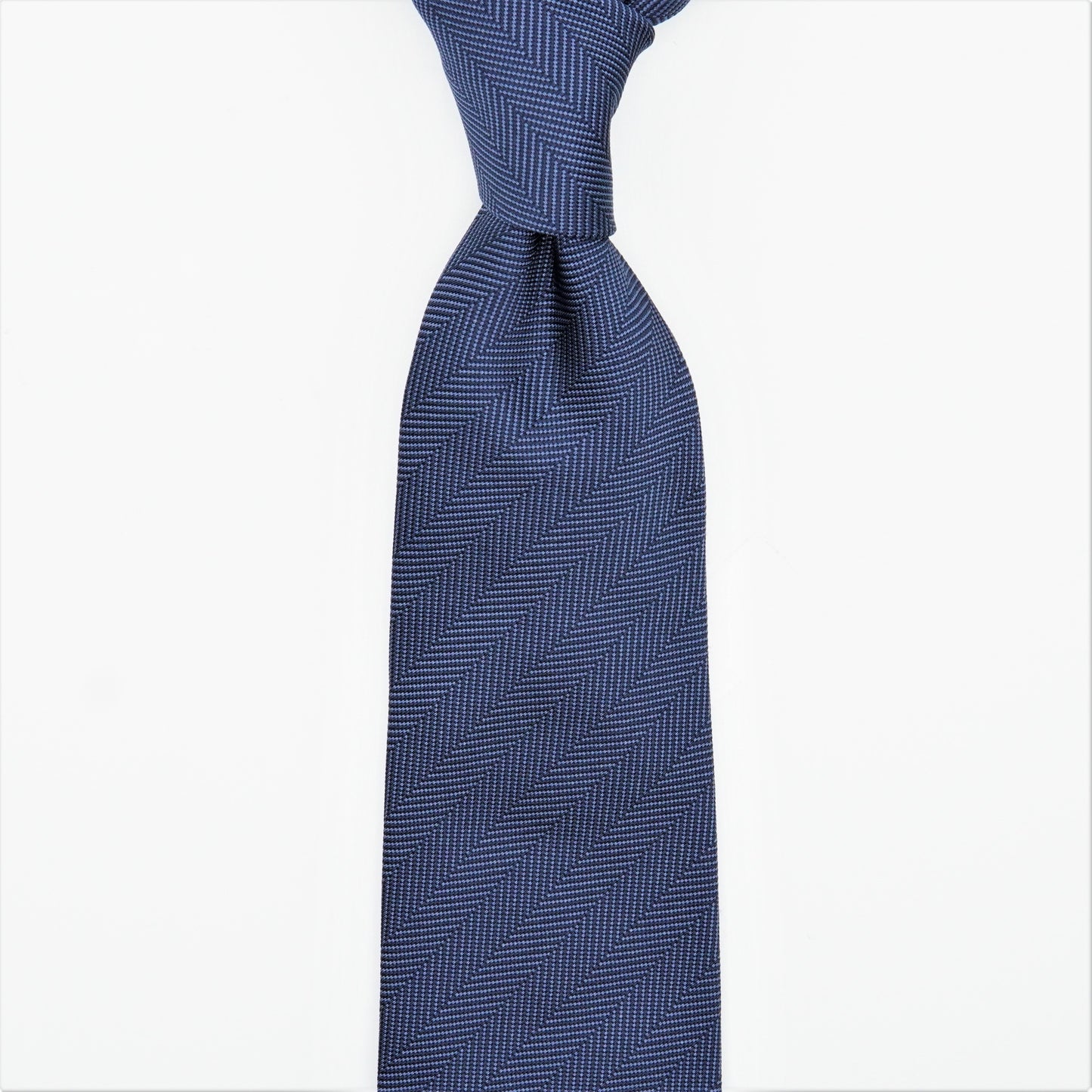 TEORIA SOLID HERRINGBONE NECKTIE